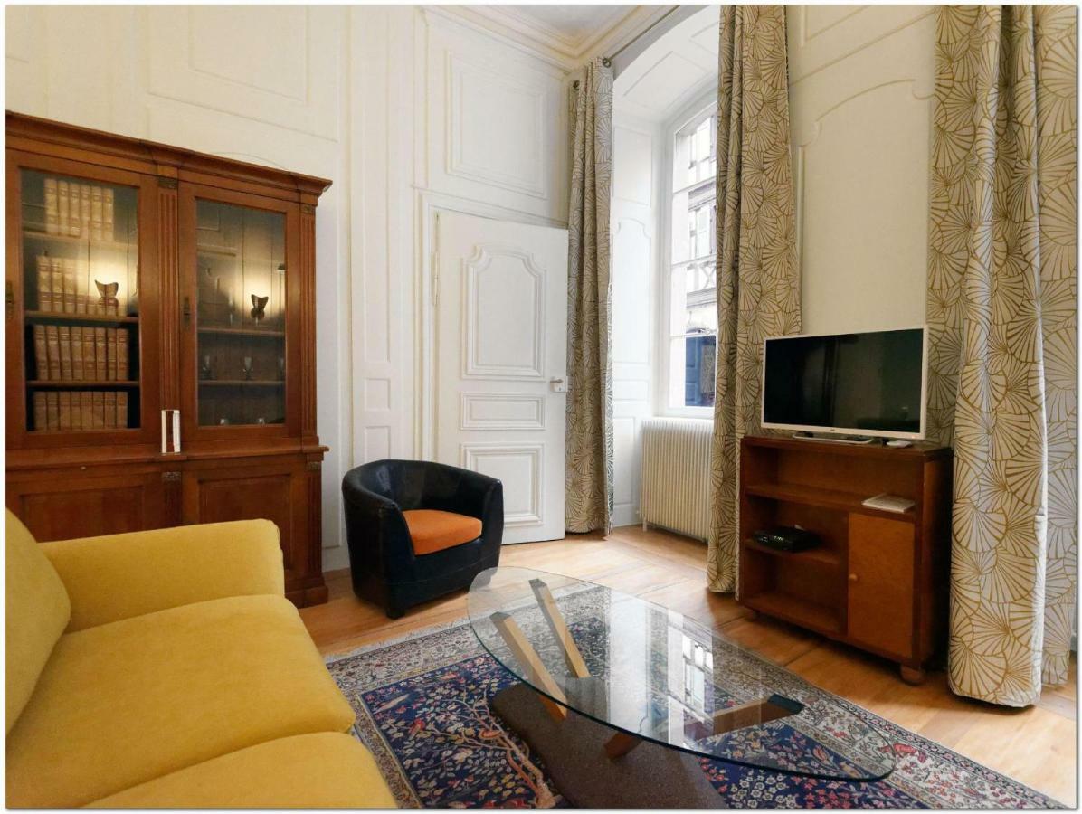 Appartement Le 22 - Colmar Centre Parking Privatif En Option Ngoại thất bức ảnh